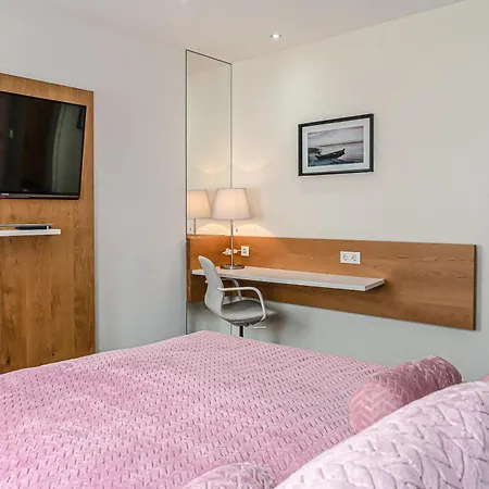 Apartment#1 Appartement *